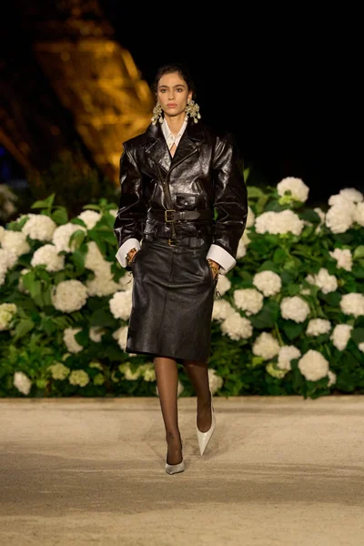 Look 9